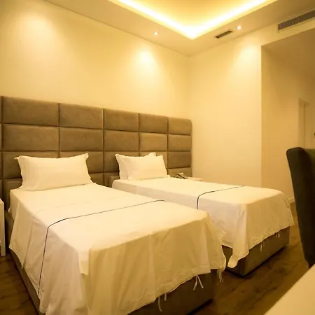 Hotel Havana Grile