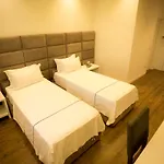 Havana Hotel