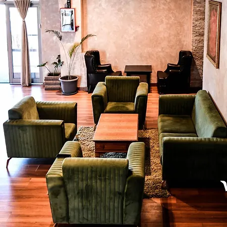 Havana 酒店 Grilë